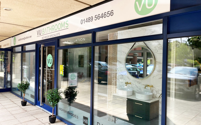 03 - VU Bathrooms - Storefront